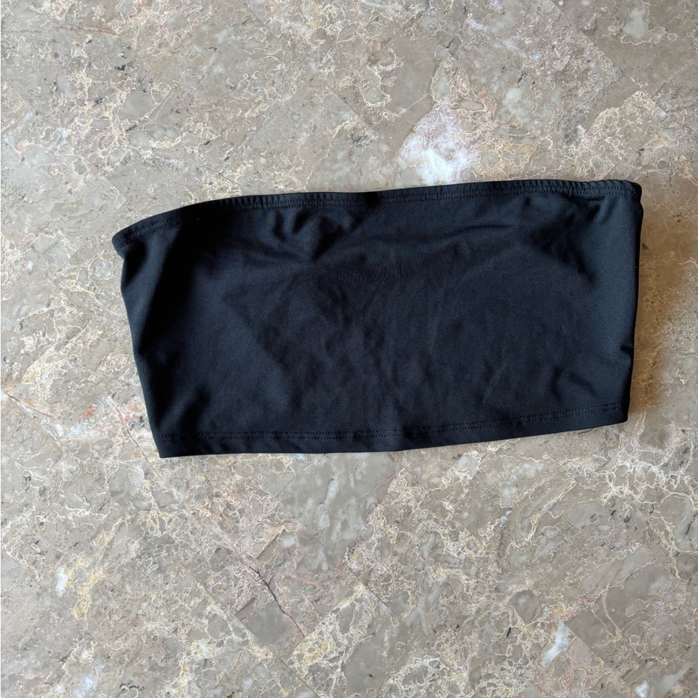 Chic Black Bandeau Top